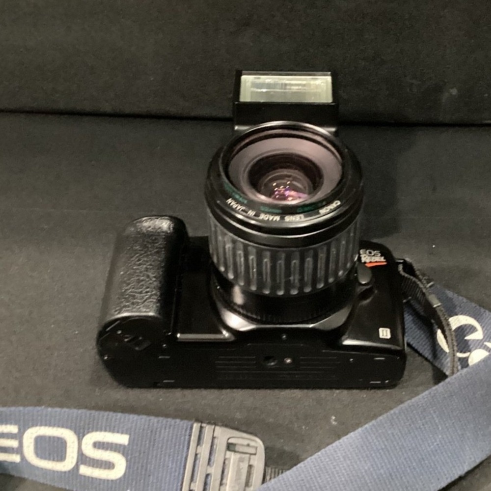 Canon EOS Rebel II 35mm SLR Film Camera, EF 35-80mm Lens, Vivitar 2600 Flash - Picture 9 of 9